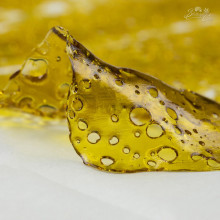 how-to-dab-cannabis-extracts-concentrate-weedly-phoenix-720x720